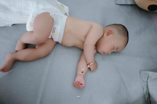 安达哭泣宝宝魔法眼泪