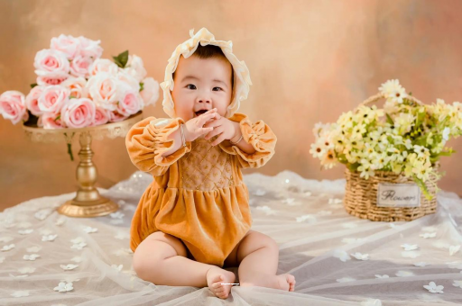 安达宝宝多大可以戴银手镯